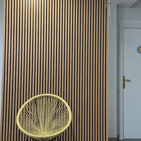 Lake Como Hostel Vandrarhem *