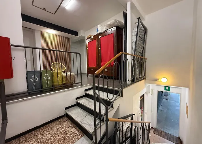 Lake Como Hostel