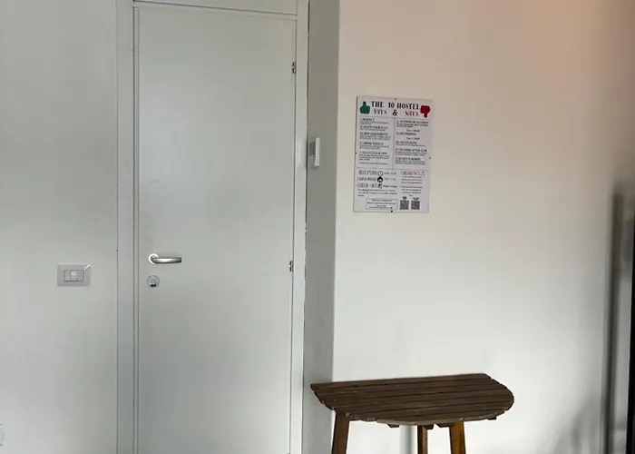 Lake Como Hostel Hostel *