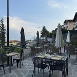 Lake Como Hostel Hostel