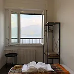 Lake Como Hostel * Menaggio