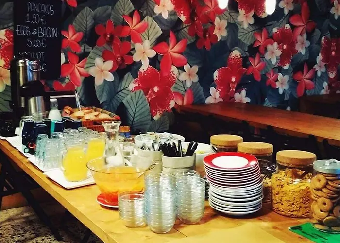 Lake Como Hostel * Μενάτζιο