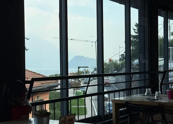 Lake Como Hostel * Μενάτζιο