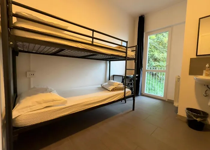 旅馆 科莫湖旅馆